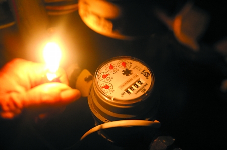 1個月居然用水67噸　這智能水表怎么了？